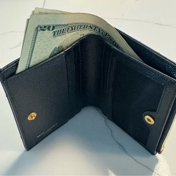 SAINT LAURENT black Cassandre Matelasse Bi-Fold Wallet - Picture 8 of 15